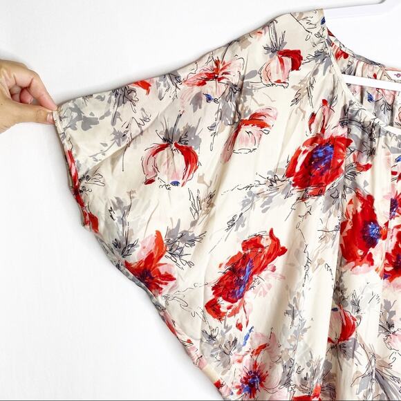 CAbi # 399 100% Silk Gypsy White Dolman Red Floral Blouse Small - Picture 4 of 7